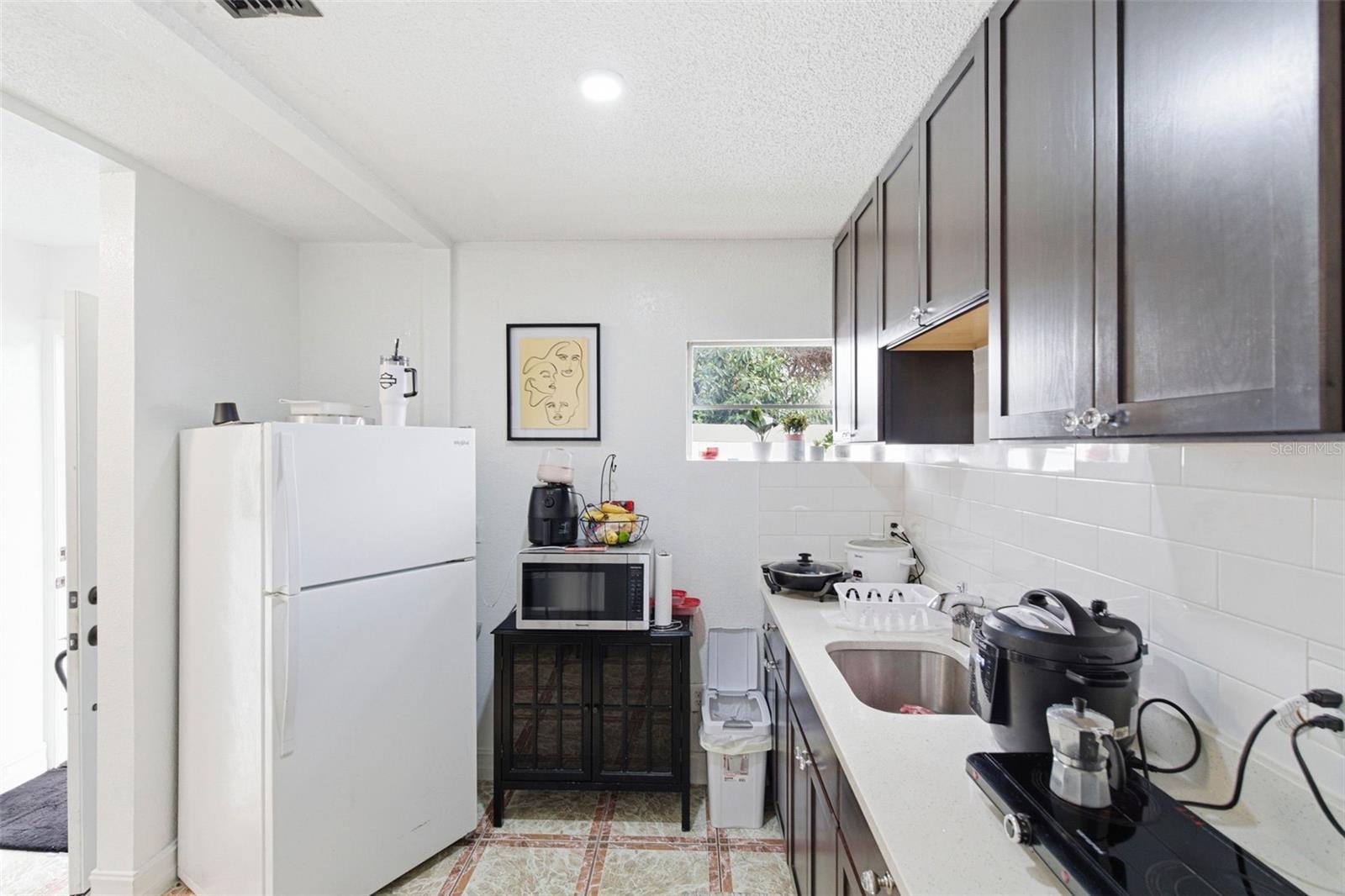 BOUR LANDS - Residential