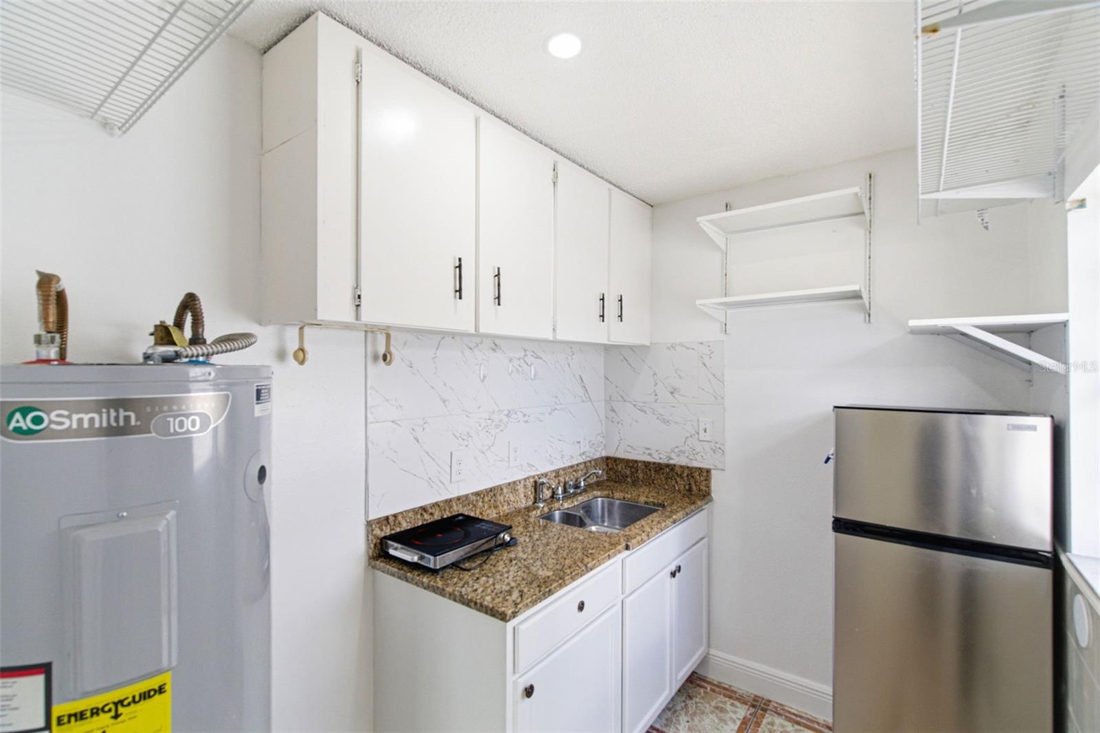 BOUR LANDS - Residential