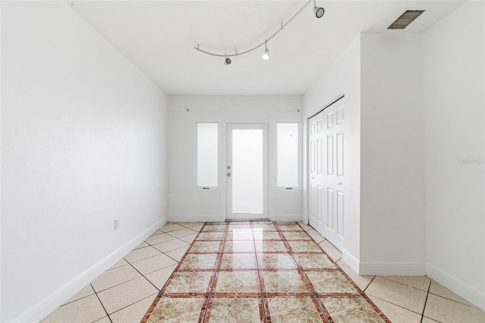 BOUR LANDS - Residential