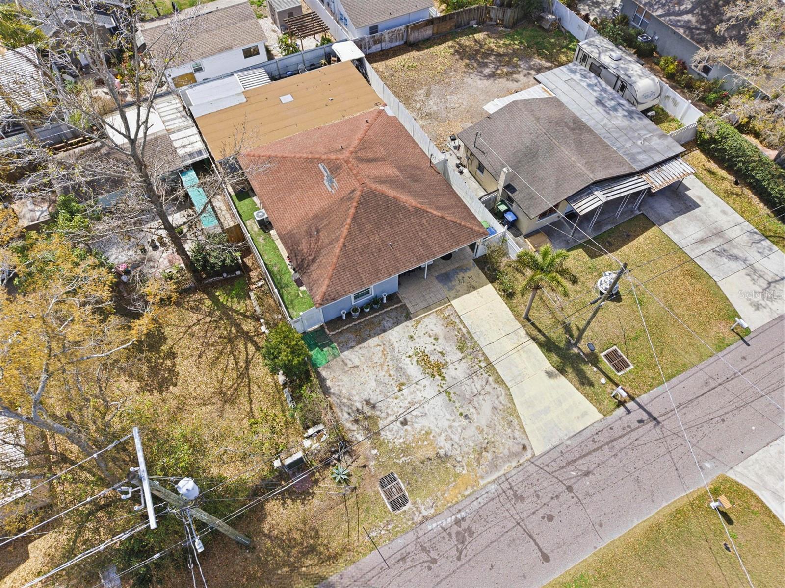 BOUR LANDS - Residential