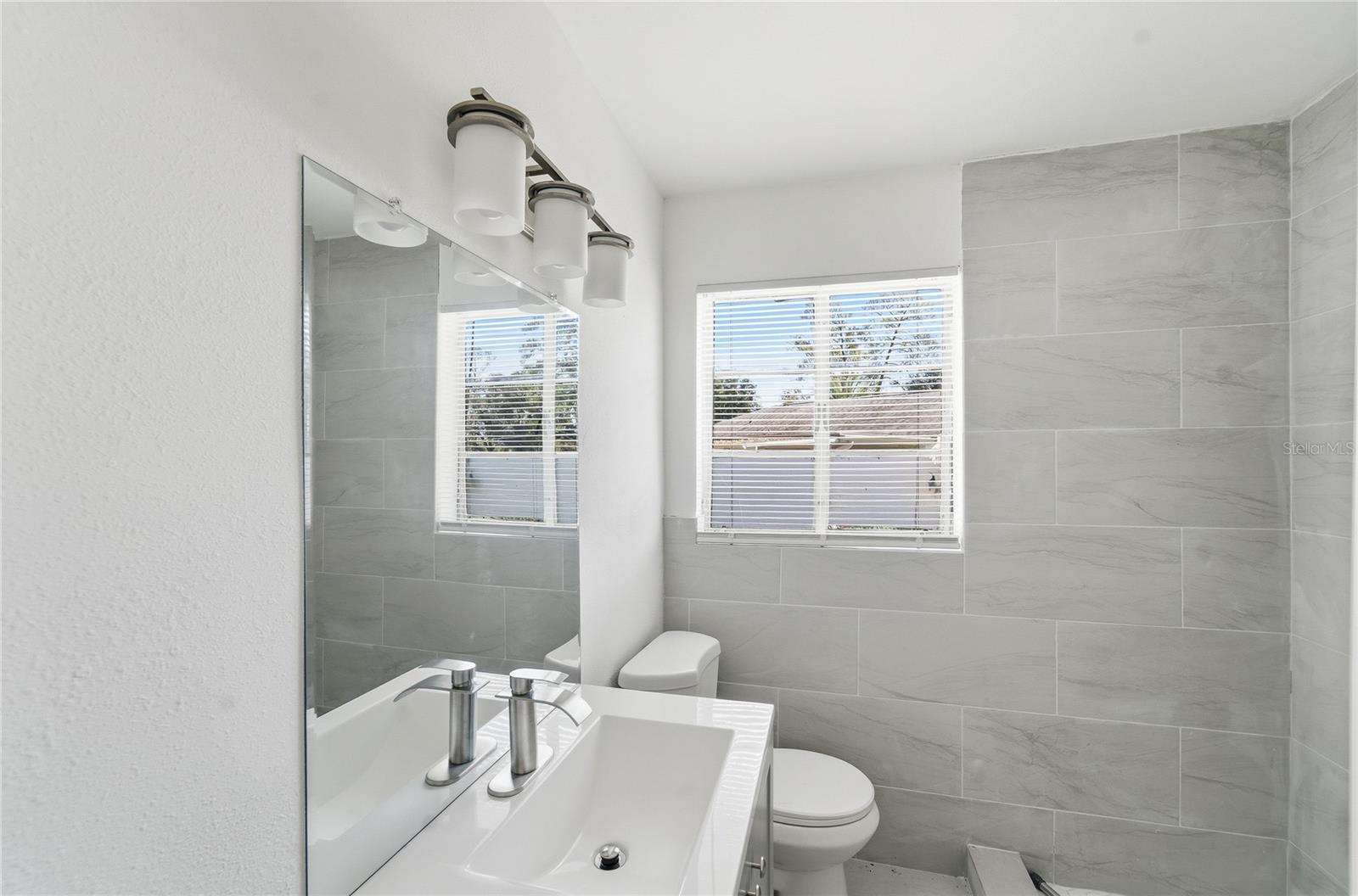 HILLDALE - Residential