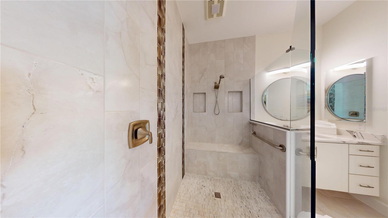 PUNTA GORDA ISLES SEC 11 - Residential