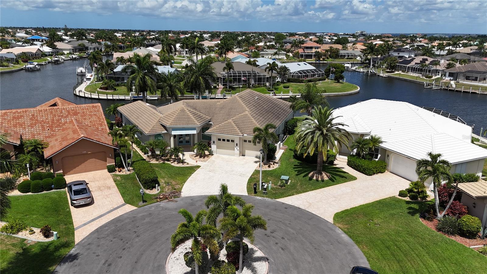 PUNTA GORDA ISLES SEC 11 - Residential