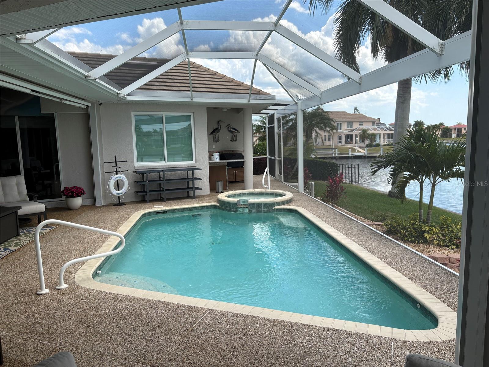 PUNTA GORDA ISLES SEC 11 - Residential