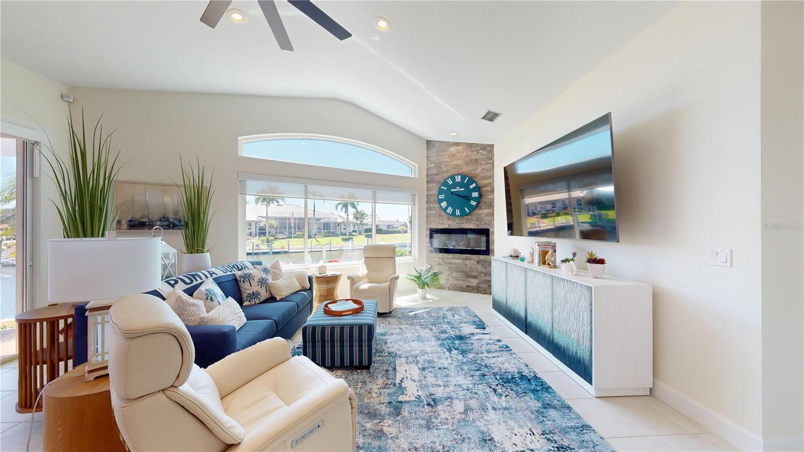 PUNTA GORDA ISLES SEC 11 - Residential