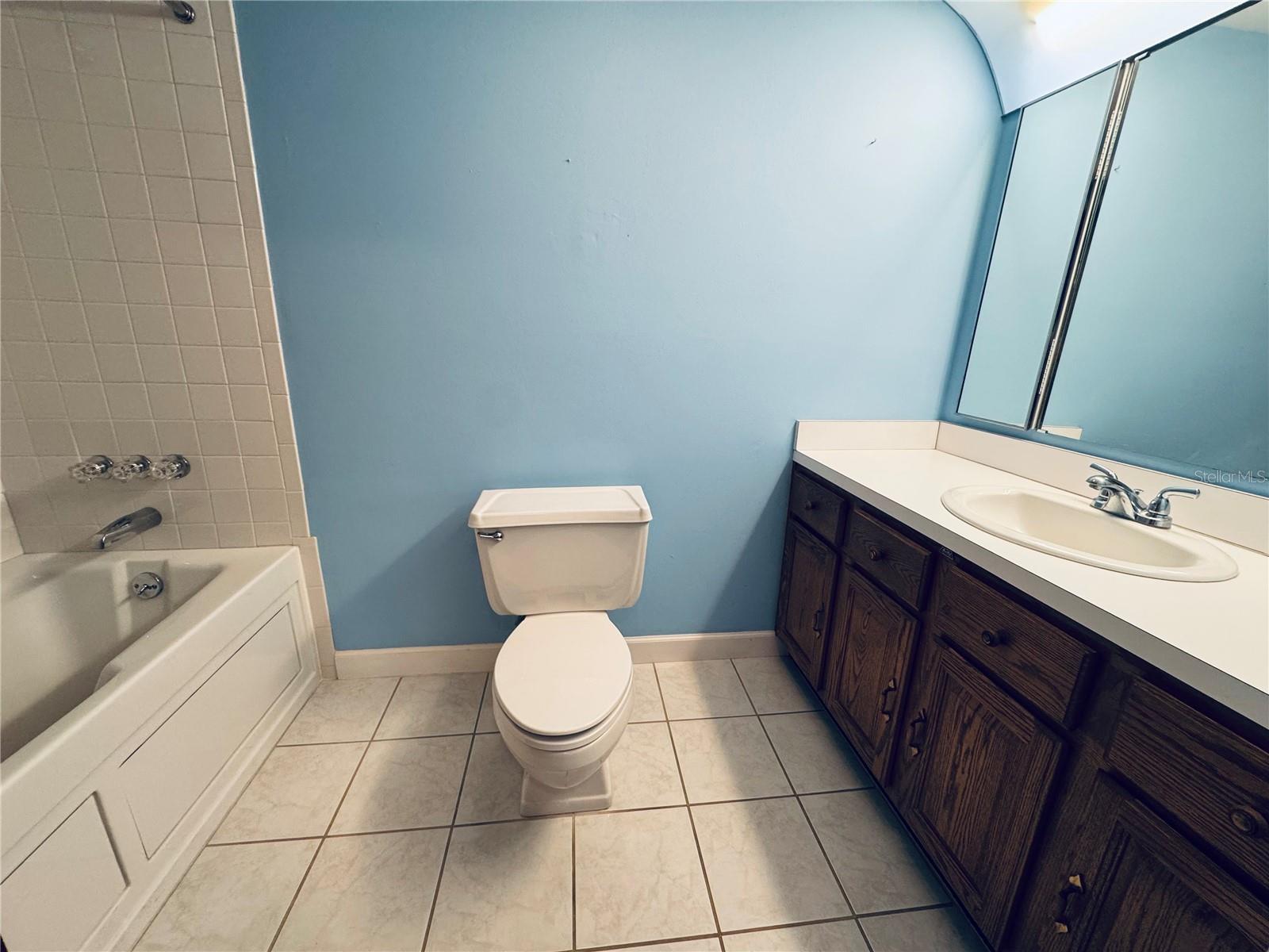 LAKE VILLAS CONDO - Residential