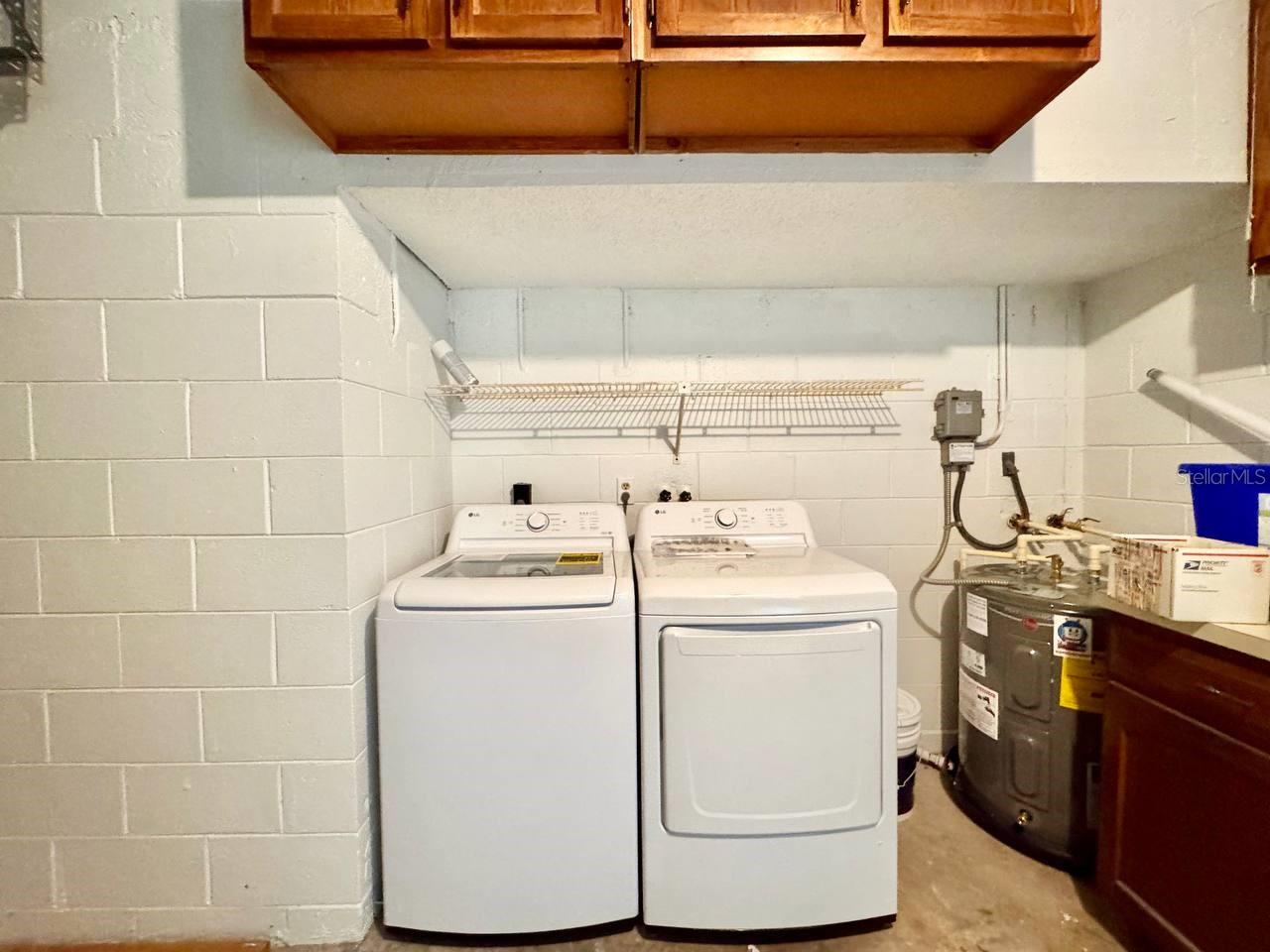 CHATEAUX WOODS CONDO - Residential Lease