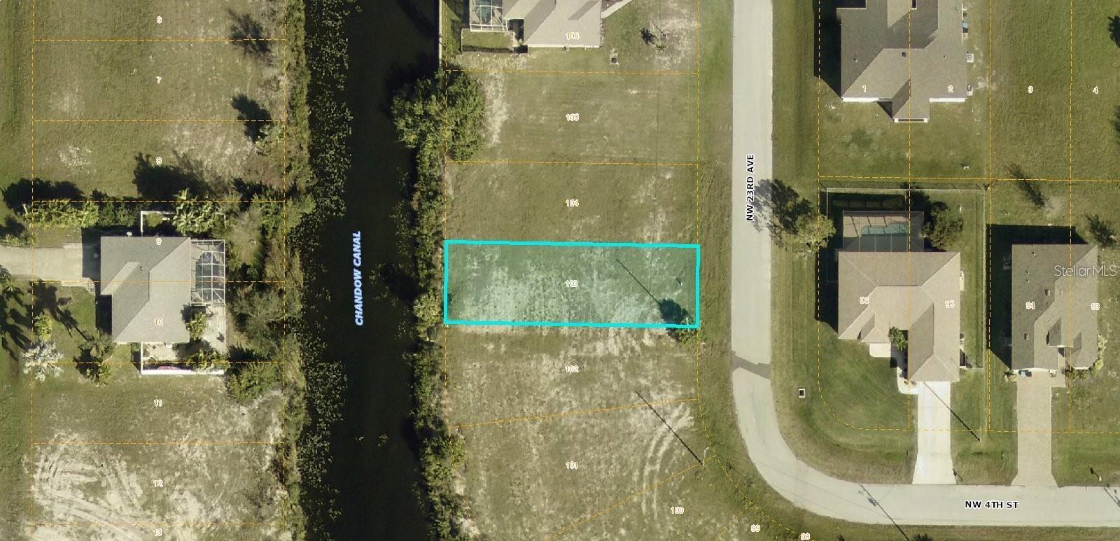 CAPE CORAL - Land