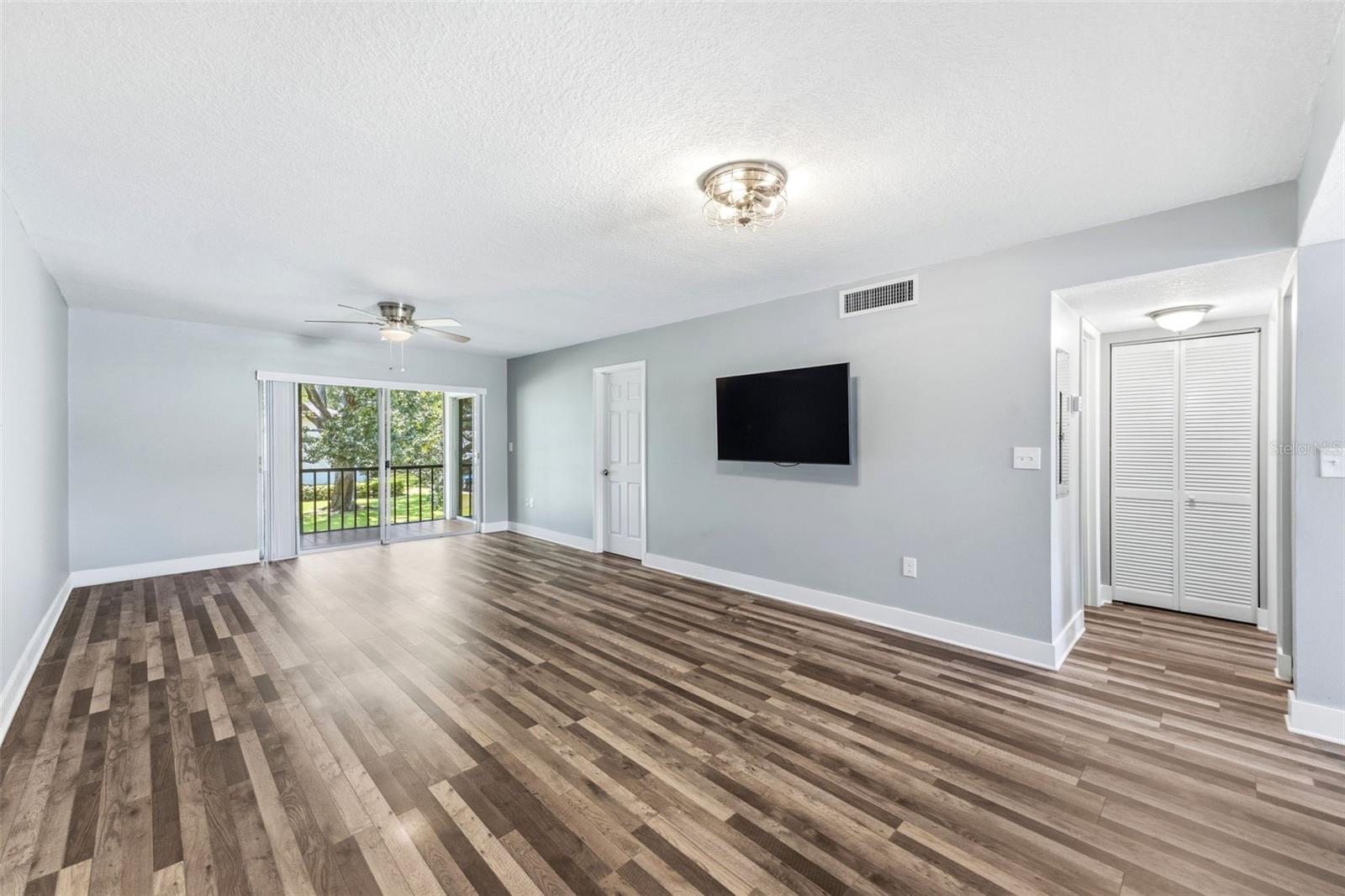 126 CYPRESS COURT 26