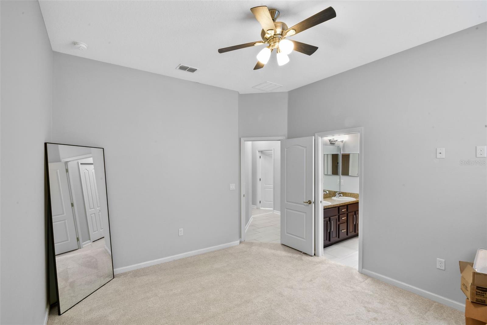 VINEYARD - Residential