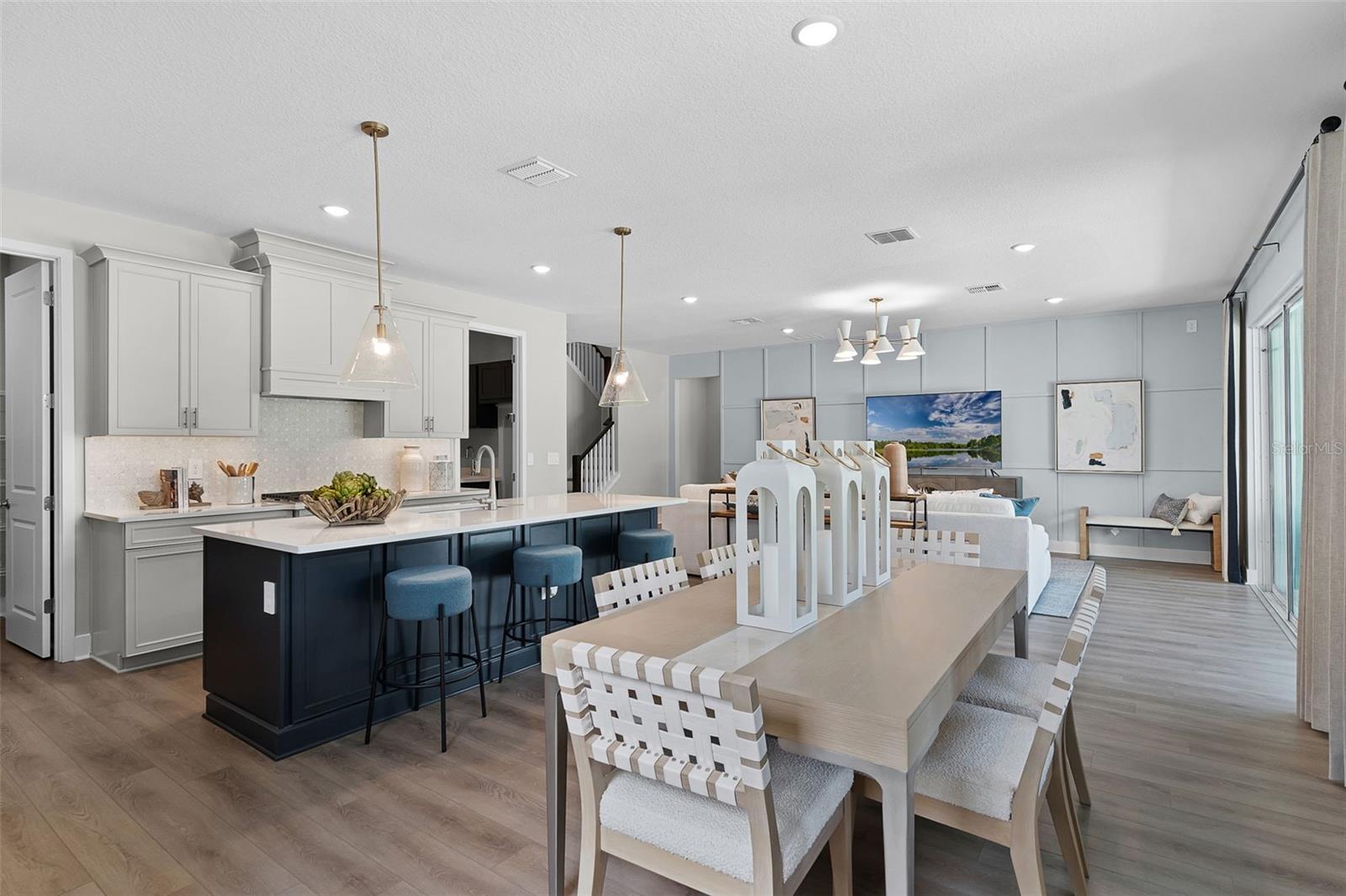 815 EMERALD GROVE DRIVE