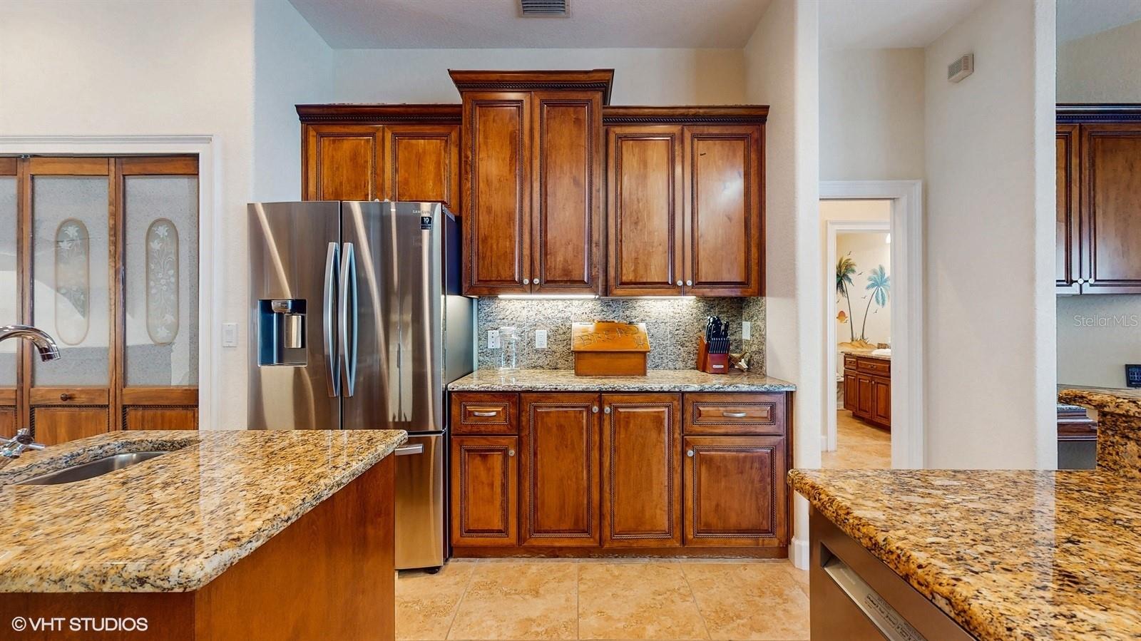 CAPRI ISLE - Residential