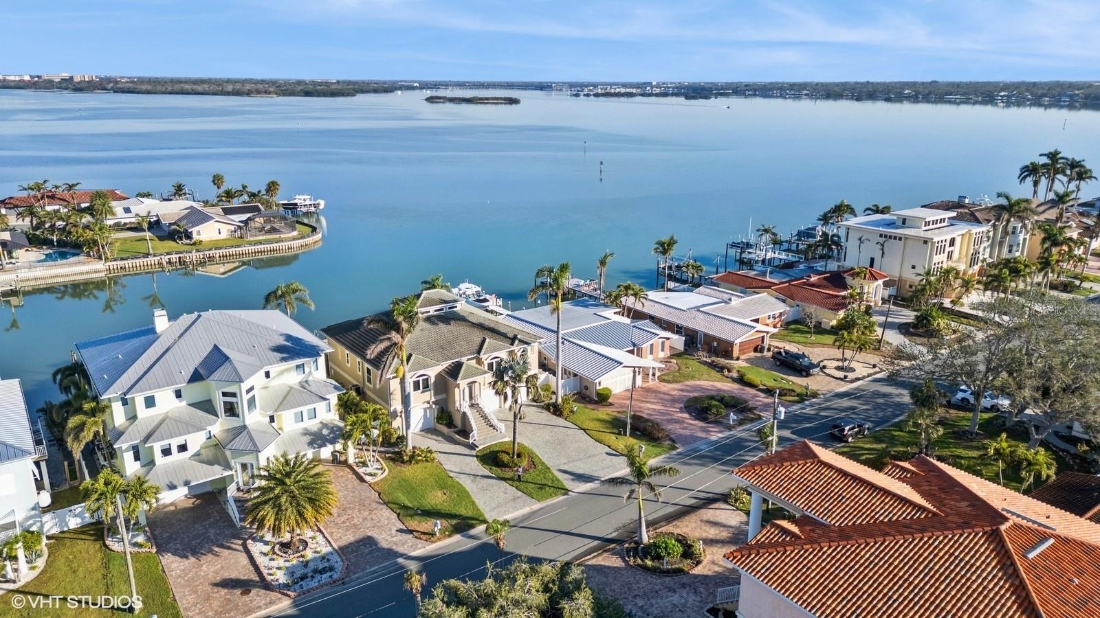 CAPRI ISLE - Residential