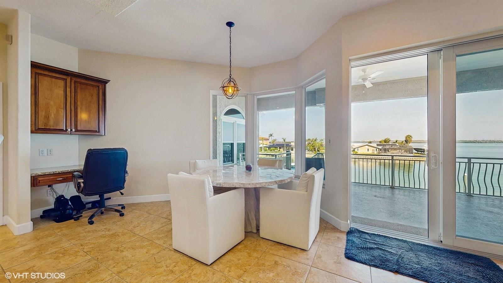 CAPRI ISLE - Residential