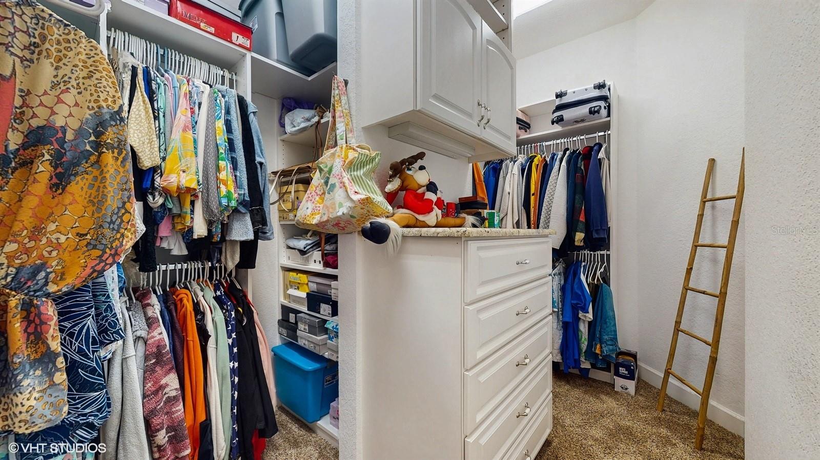 CAPRI ISLE - Residential