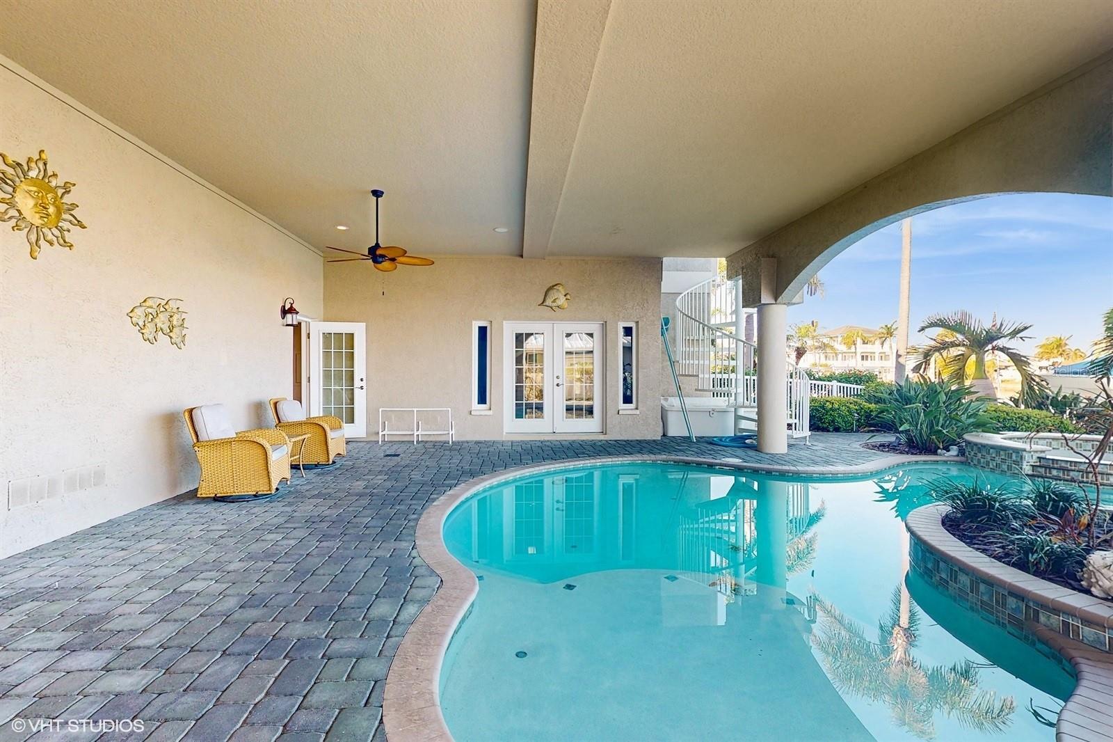 CAPRI ISLE - Residential