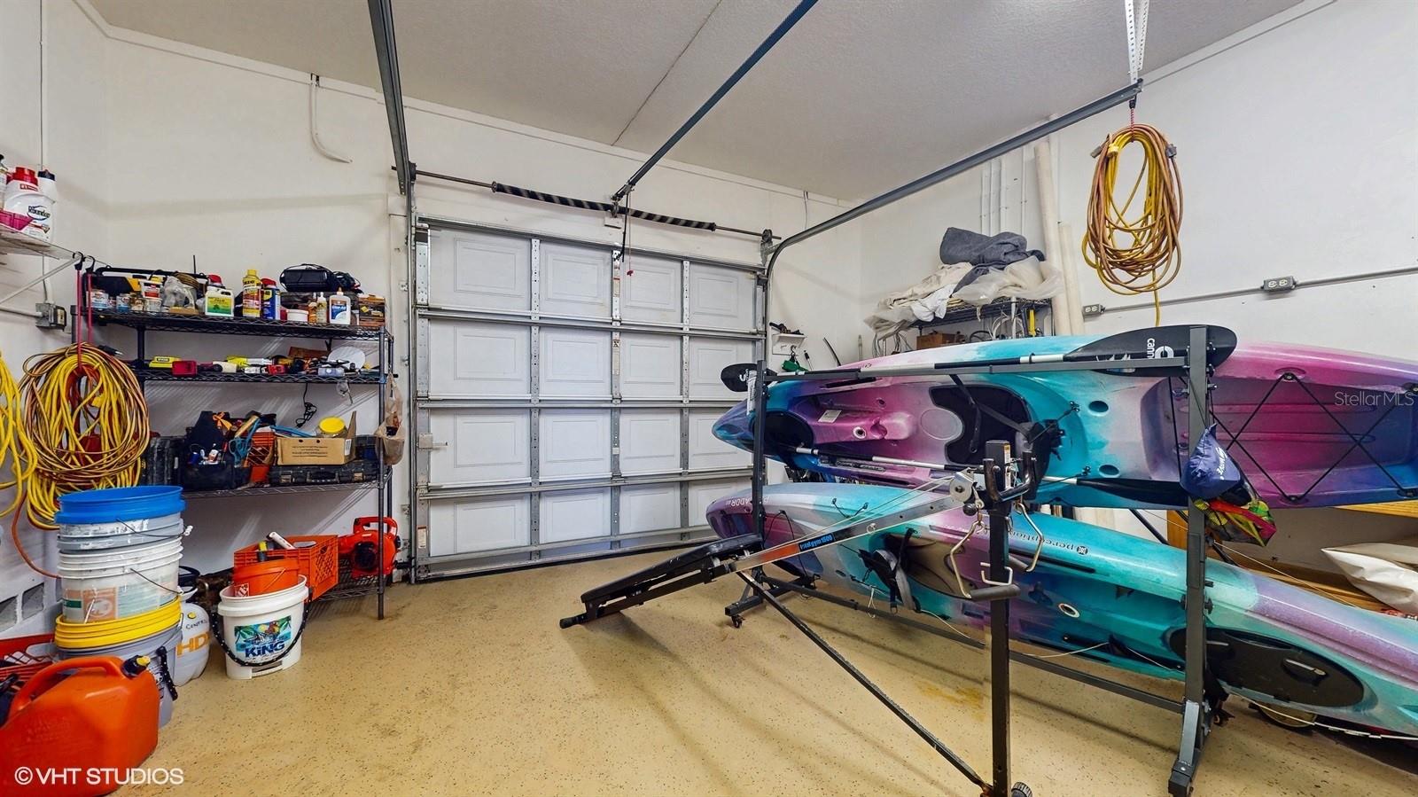 CAPRI ISLE - Residential