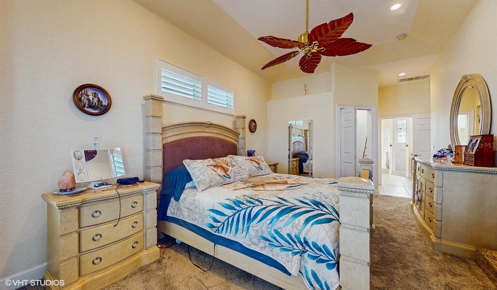 CAPRI ISLE - Residential