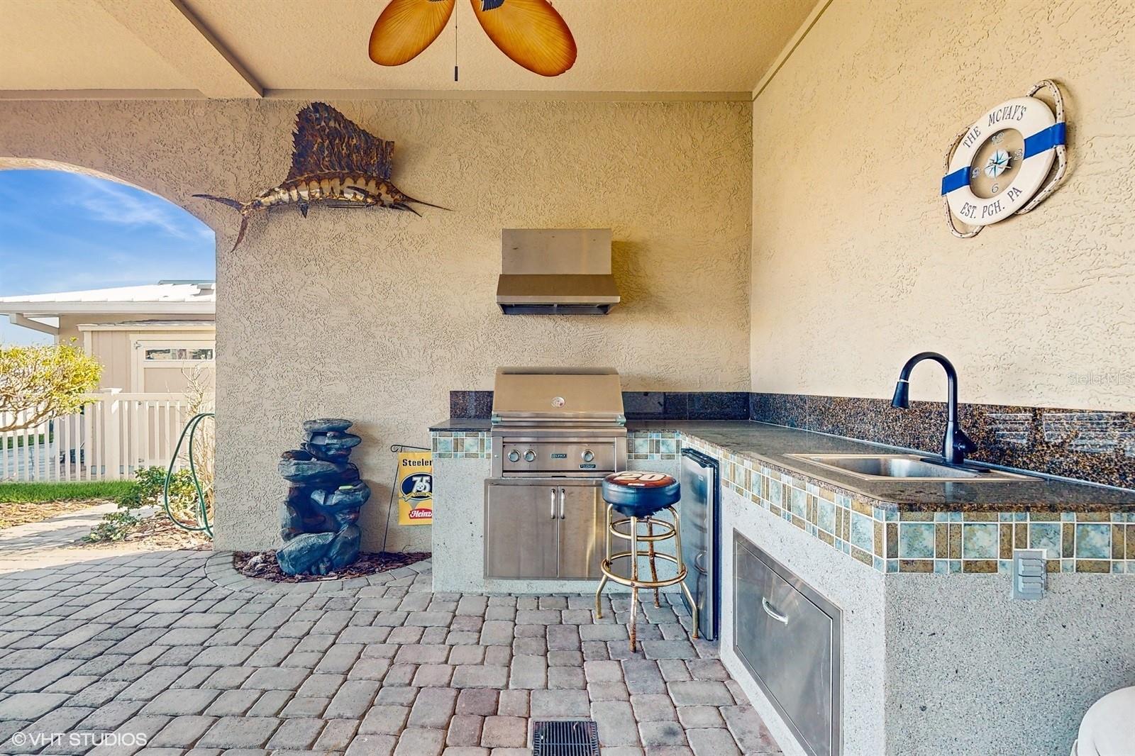 CAPRI ISLE - Residential