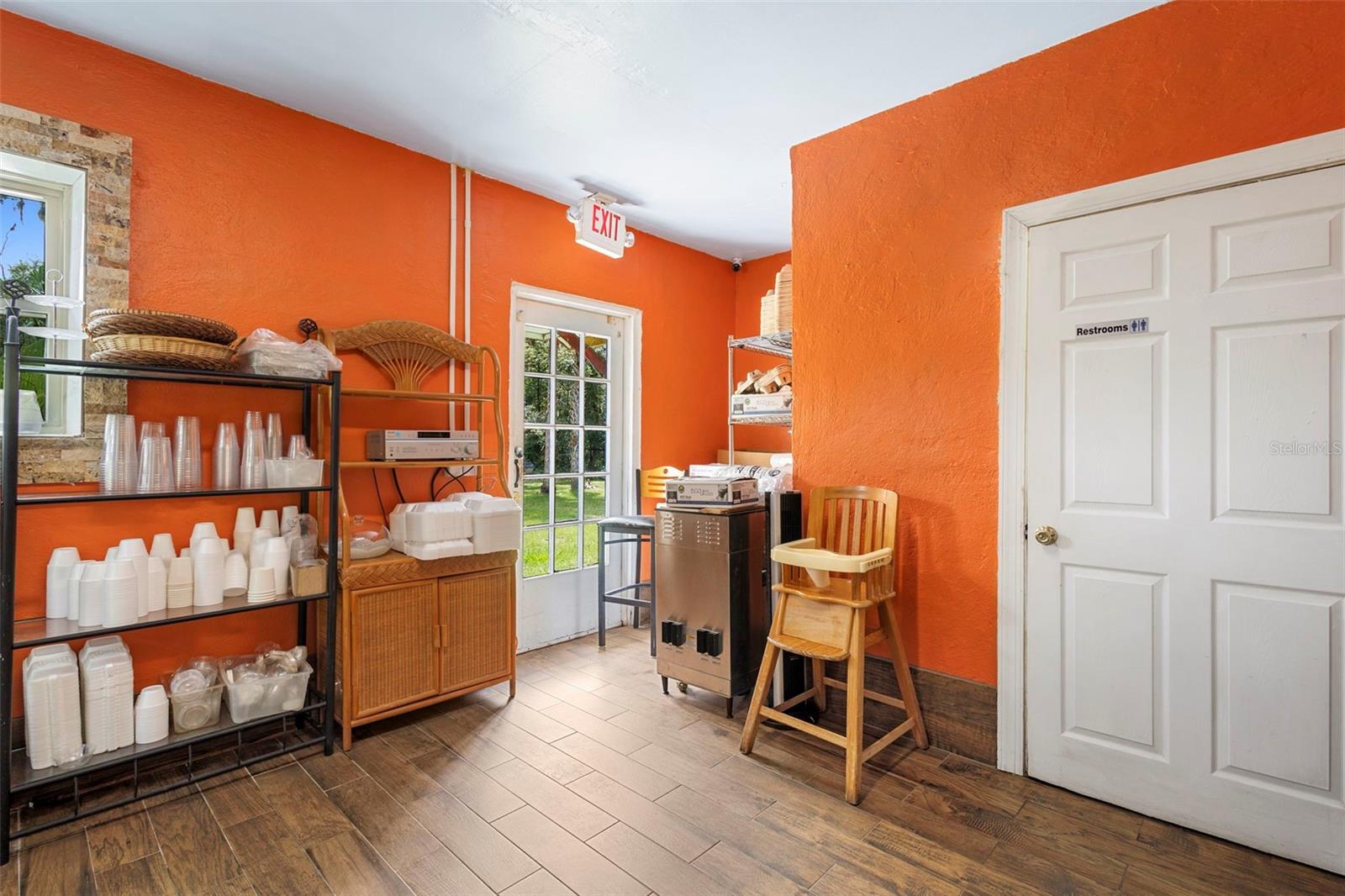 BEARDSLEYS DELEON SPGS - Commercial Sale