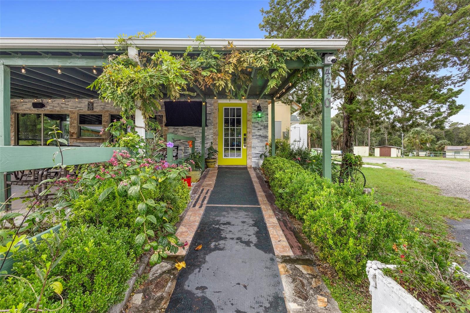 BEARDSLEYS DELEON SPGS - Commercial Sale