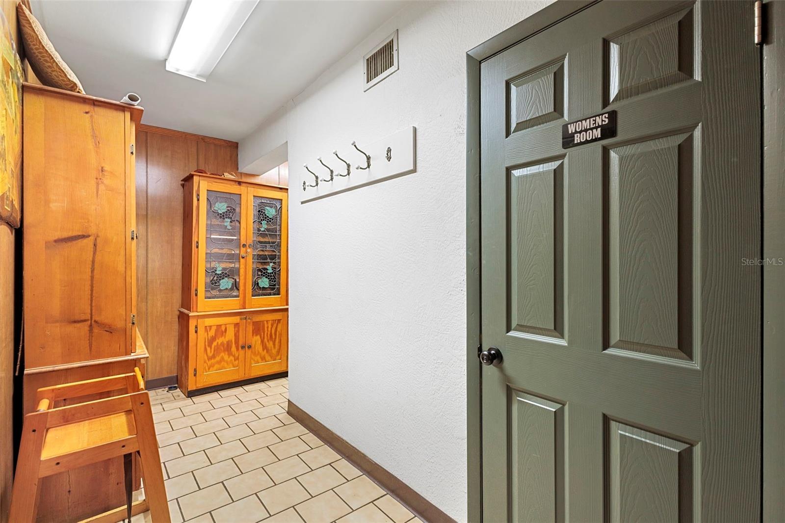 BEARDSLEYS DELEON SPGS - Commercial Sale