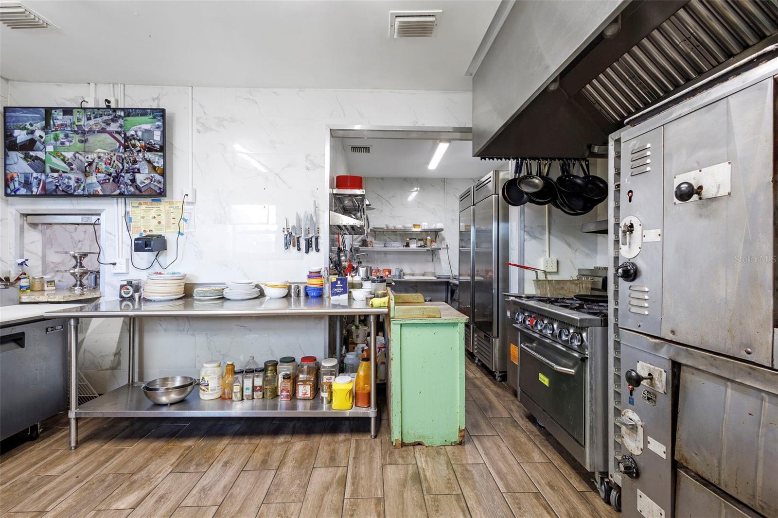 BEARDSLEYS DELEON SPGS - Commercial Sale