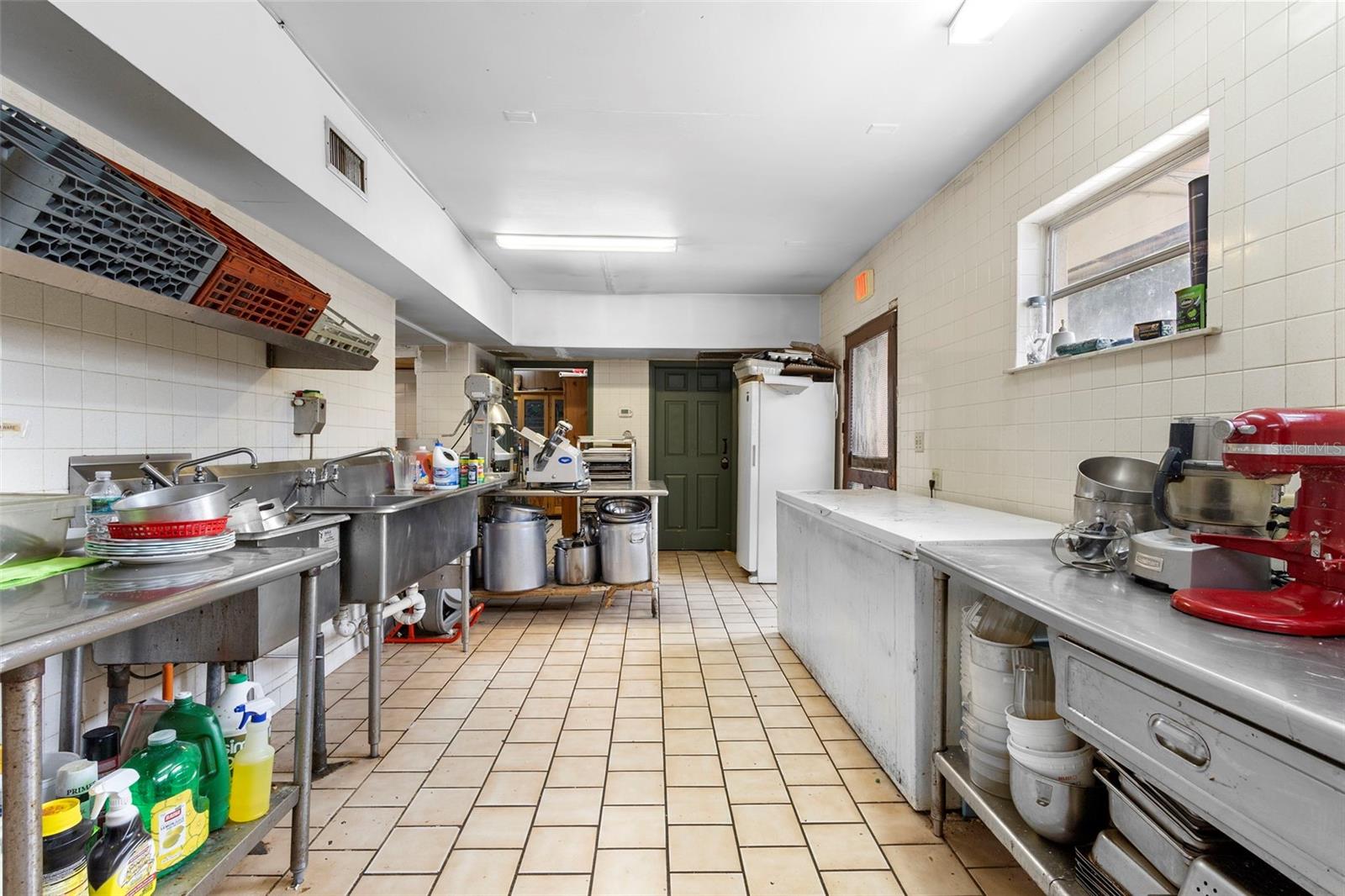 BEARDSLEYS DELEON SPGS - Commercial Sale