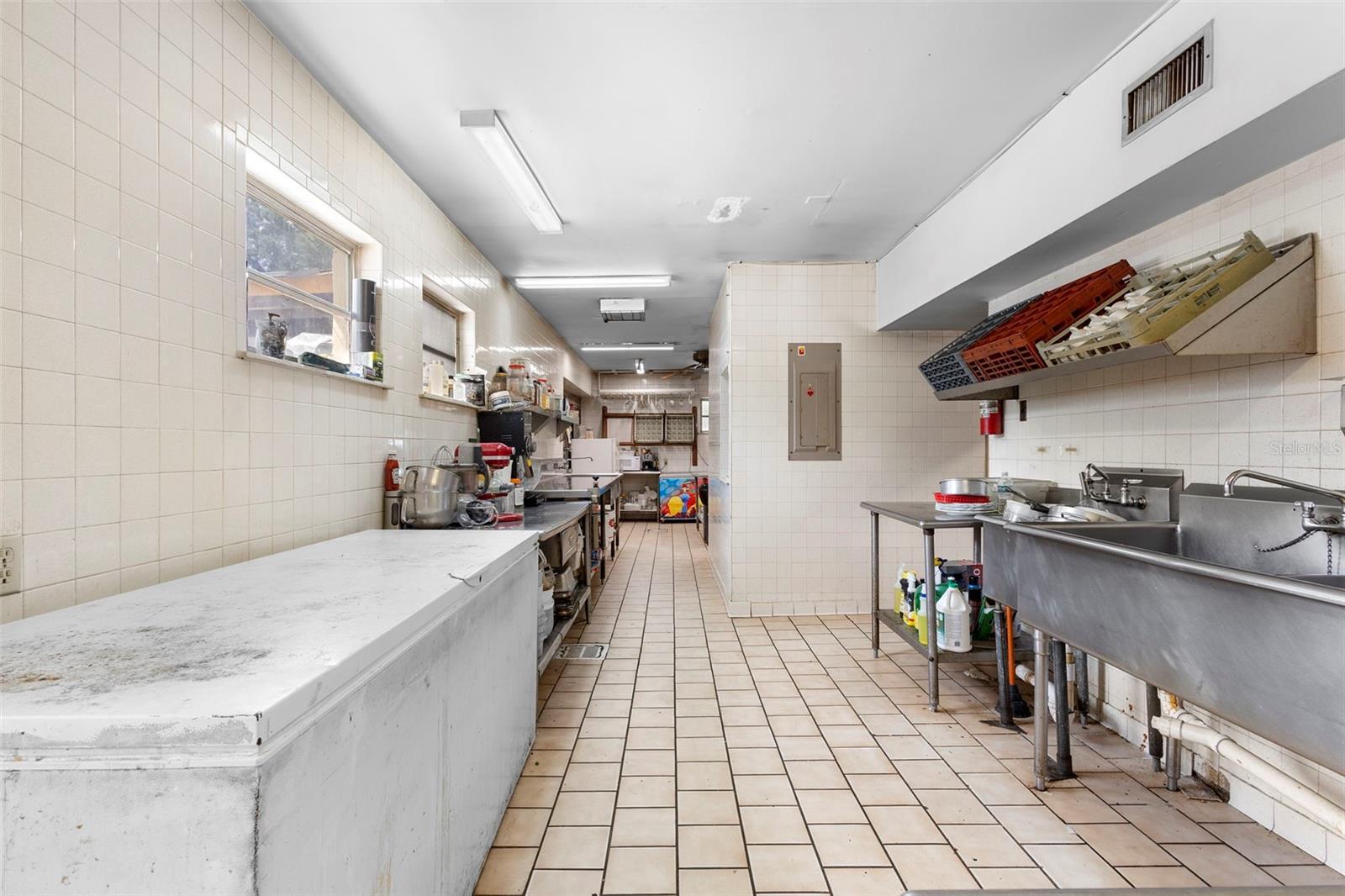 BEARDSLEYS DELEON SPGS - Commercial Sale