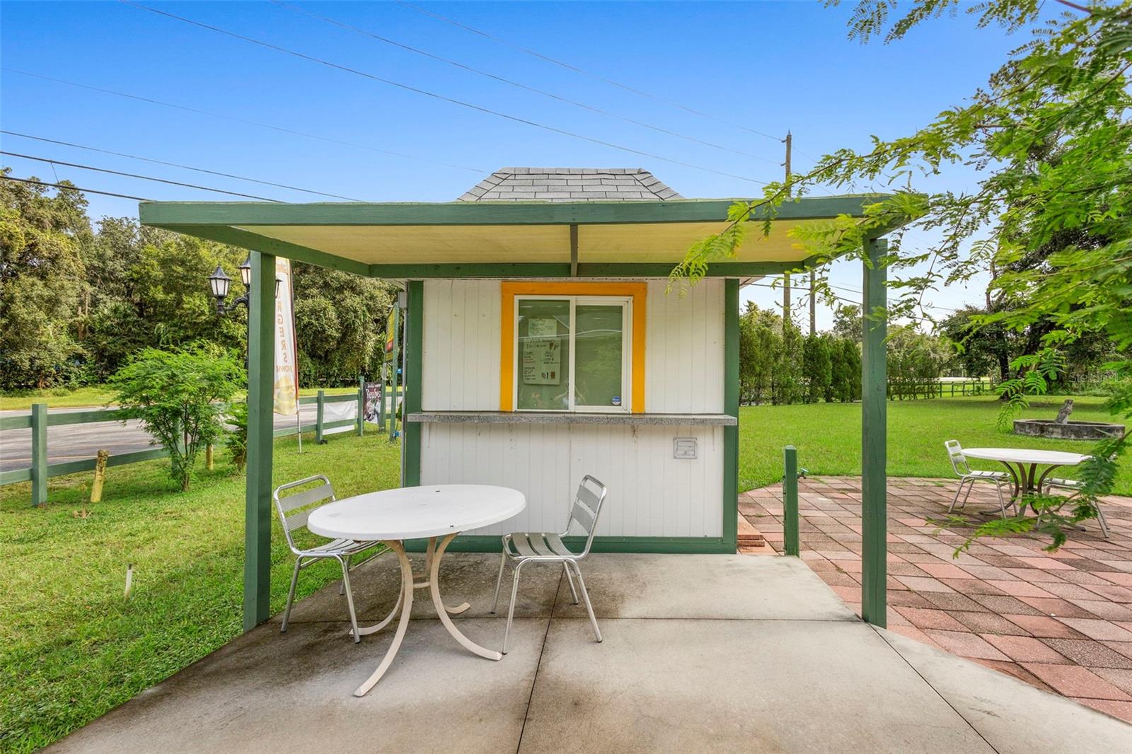 BEARDSLEYS DELEON SPGS - Commercial Sale