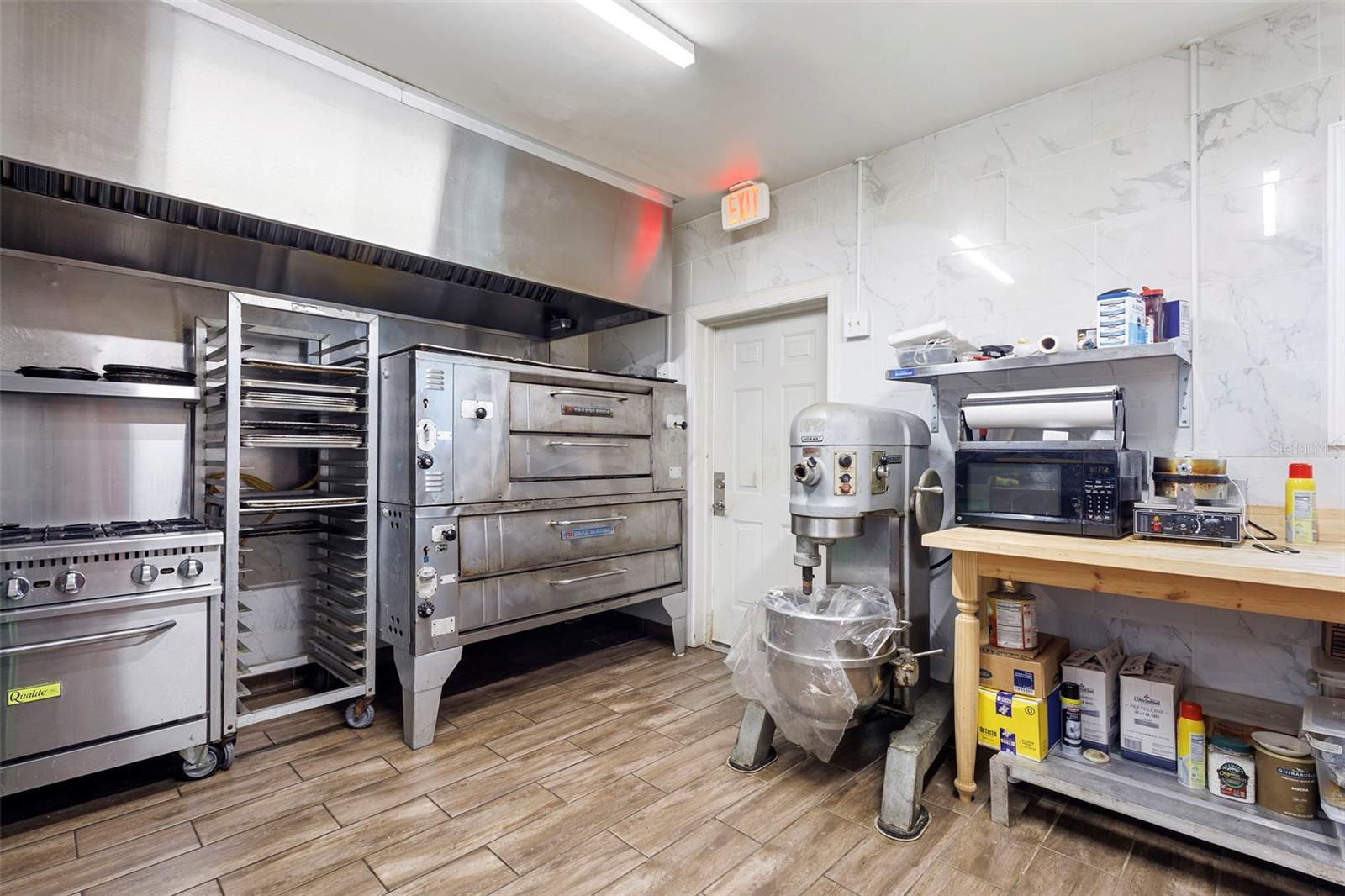 BEARDSLEYS DELEON SPGS - Commercial Sale