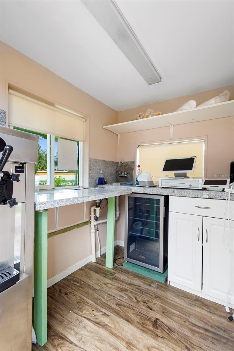 BEARDSLEYS DELEON SPGS - Commercial Sale