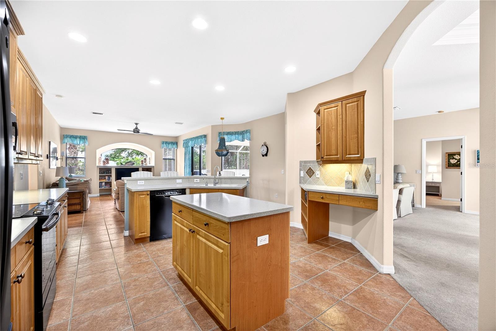 ROTONDA WEST LONG MEADOW - Residential