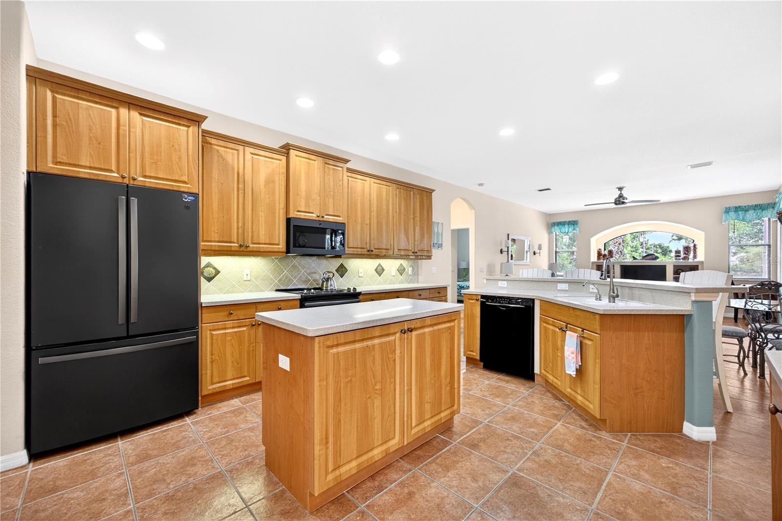 ROTONDA WEST LONG MEADOW - Residential