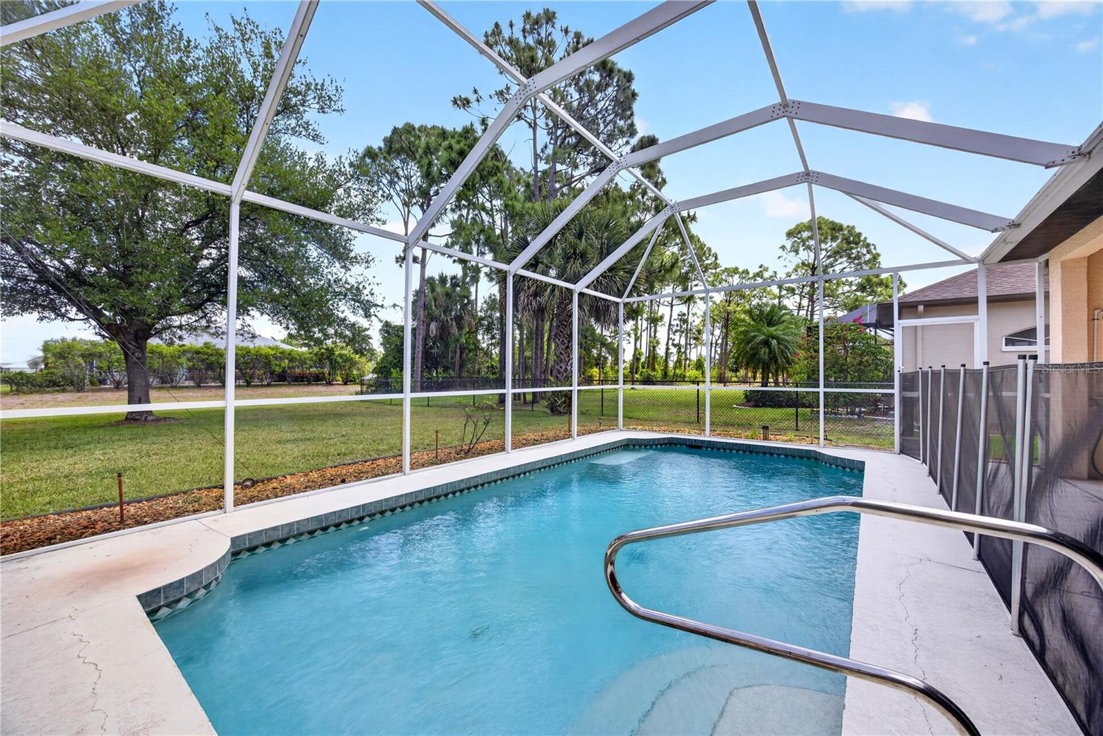 ROTONDA WEST LONG MEADOW - Residential