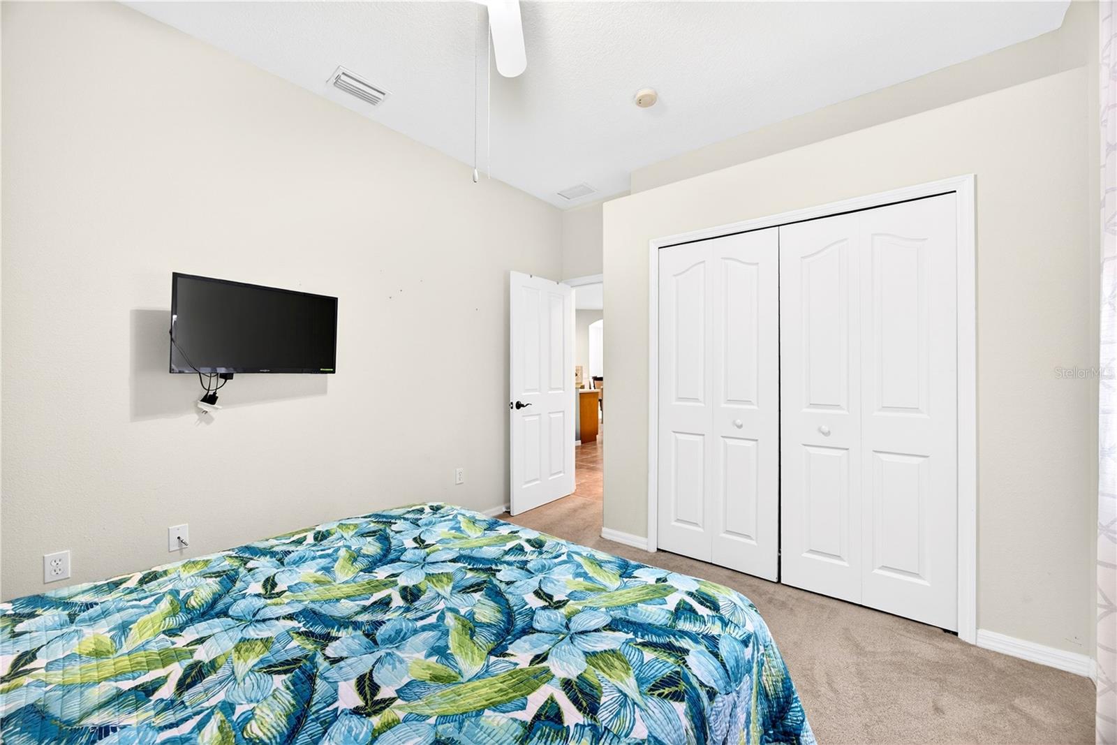 ROTONDA WEST LONG MEADOW - Residential