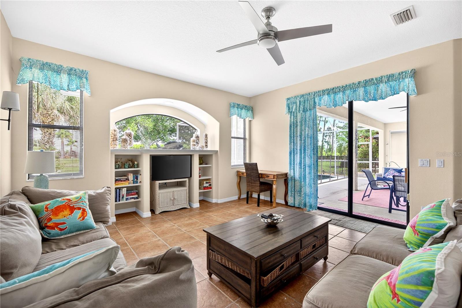 ROTONDA WEST LONG MEADOW - Residential
