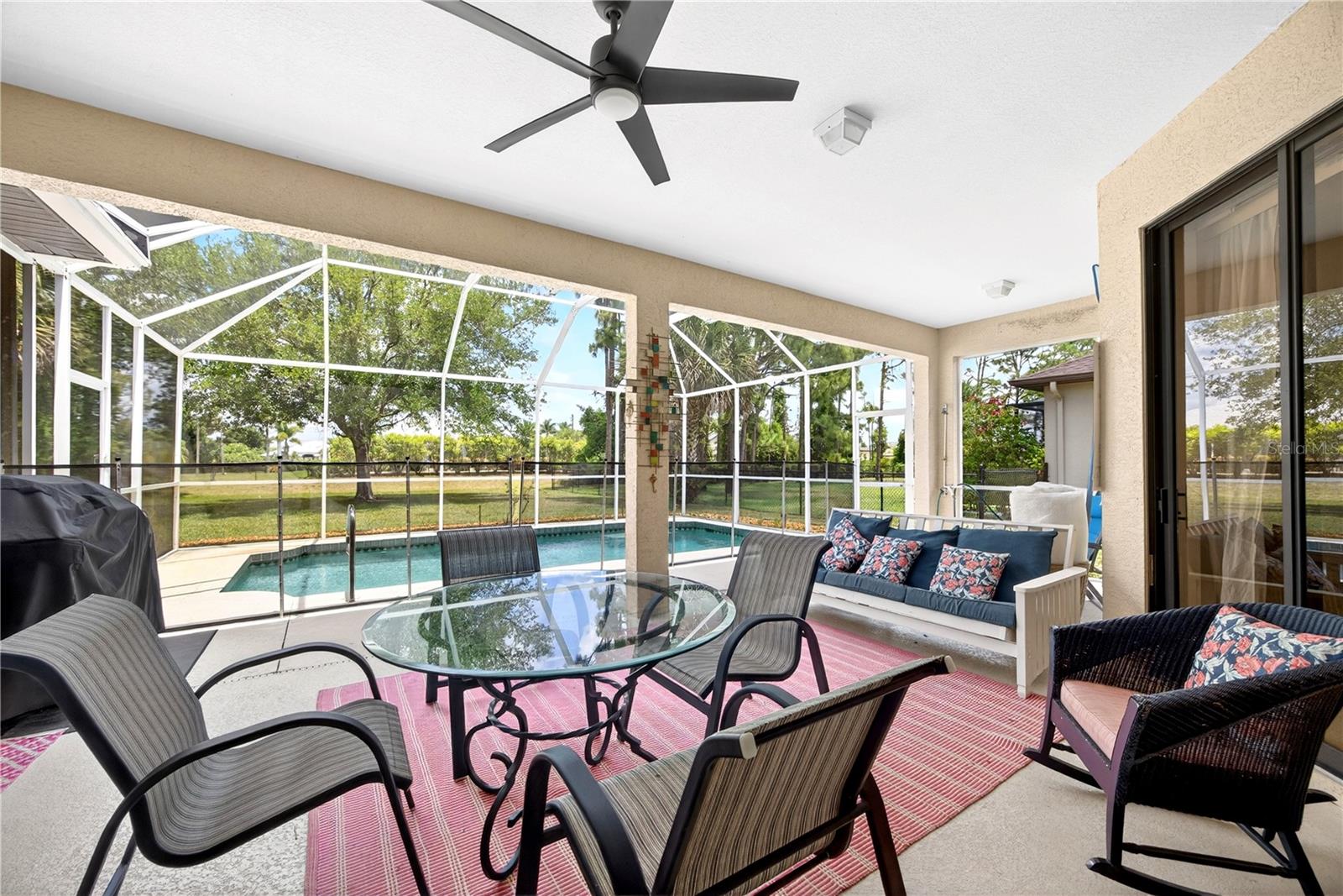 ROTONDA WEST LONG MEADOW - Residential
