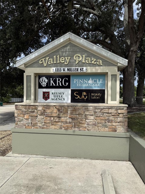 Tiny photo for 1213 W Miller Street, Fruitland Park, FL 34731 (MLS # G5114848)