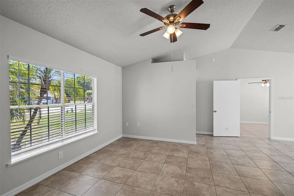 Photo of 996 Big Oaks Drive, Oviedo, FL 32765 (MLS # O6375882)