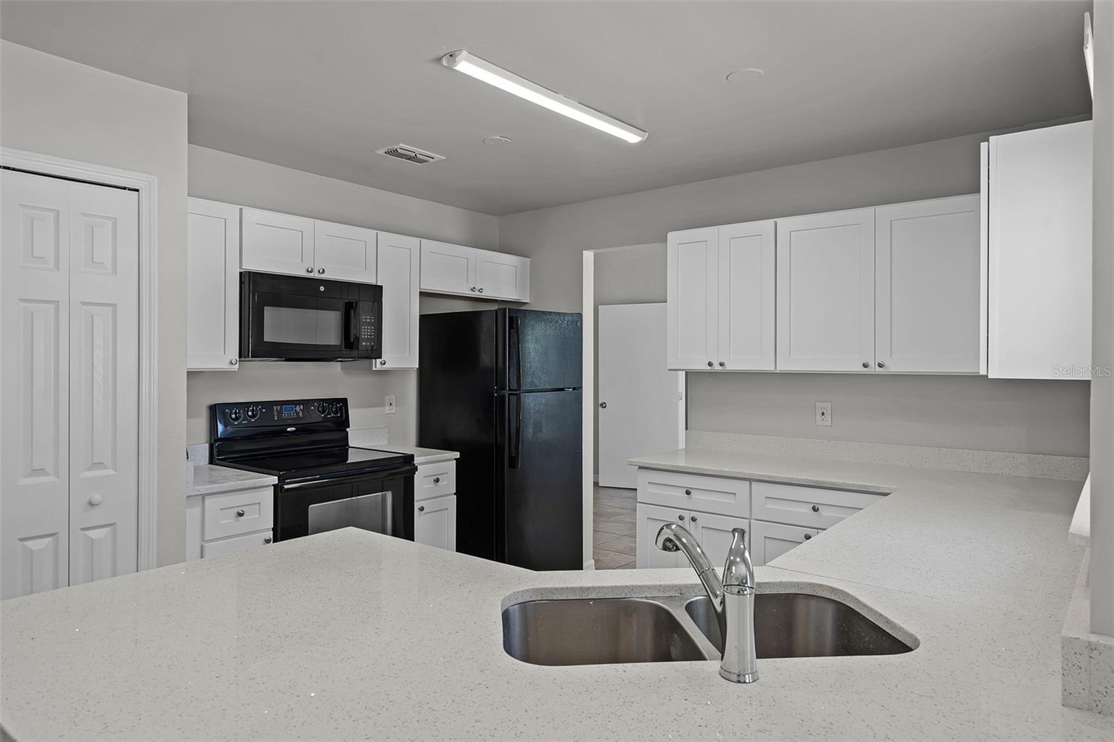 TWIN RIVERS MODEL HOME AREA - Residential