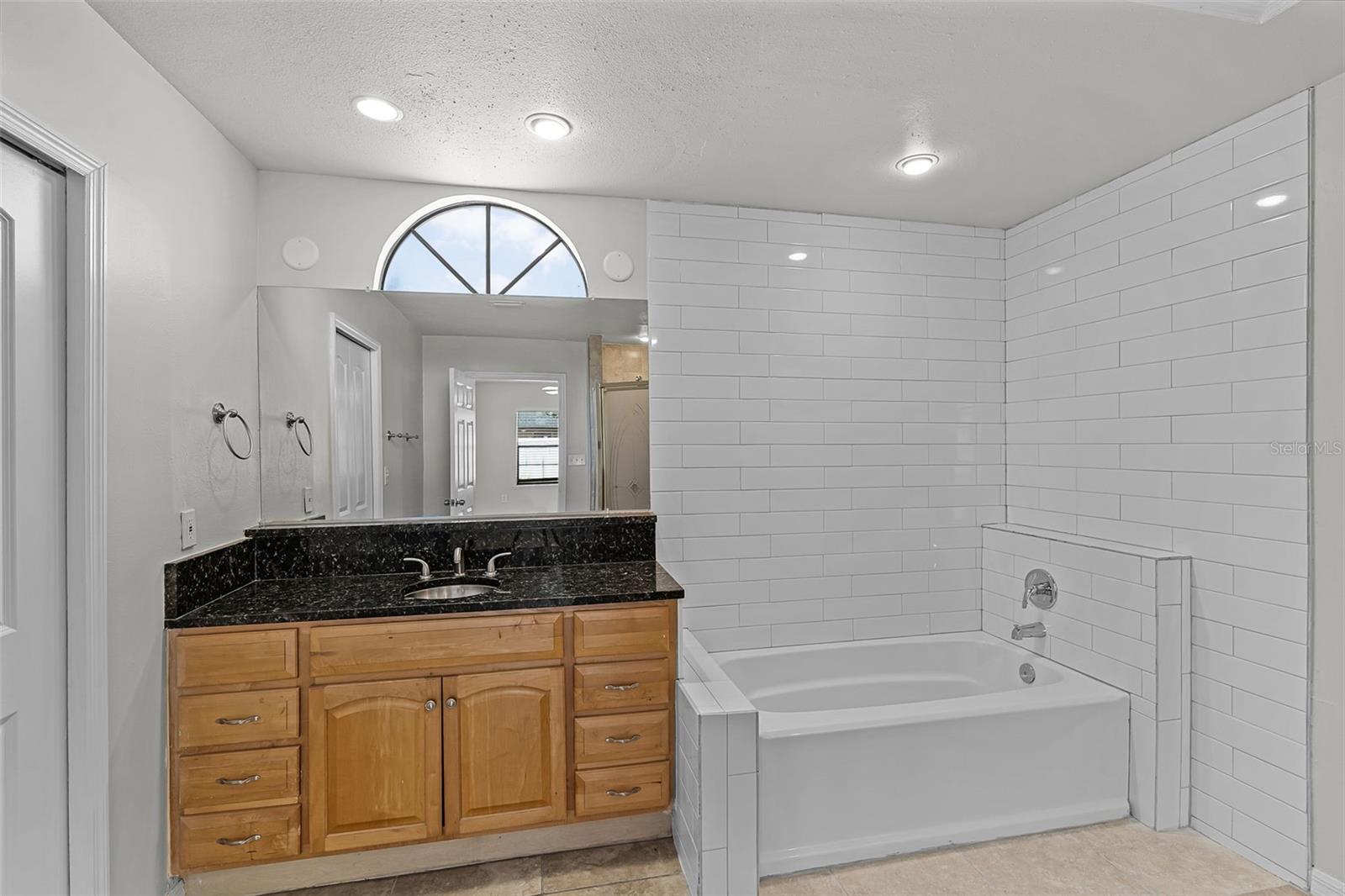 TWIN RIVERS MODEL HOME AREA - Residential