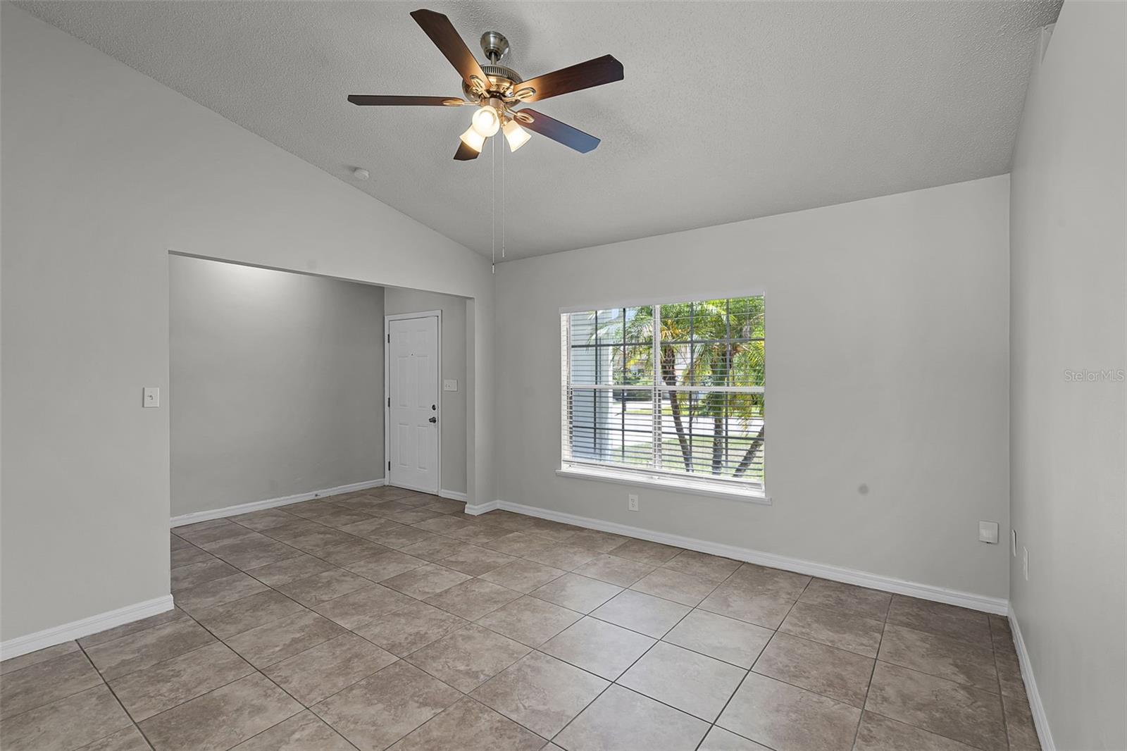 TWIN RIVERS MODEL HOME AREA - Residential