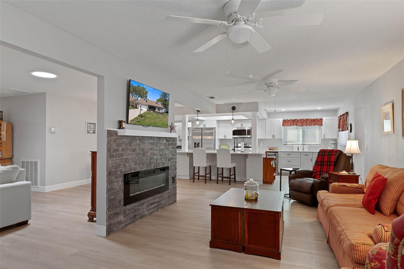 TIMBER PINES - Residential