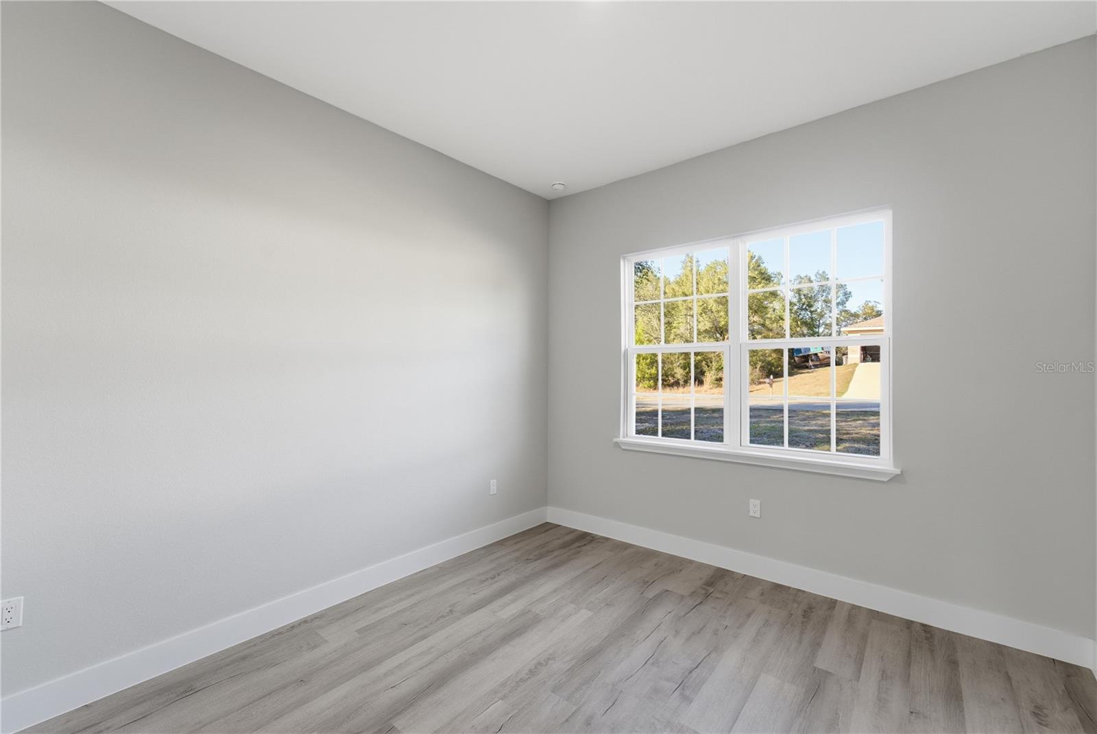 MARION OAKS UN #1 - Residential Lease