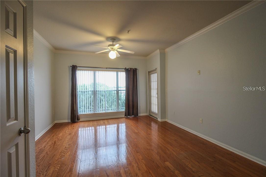 RESIDENCE AT RENAISSANCE - Residential Lease