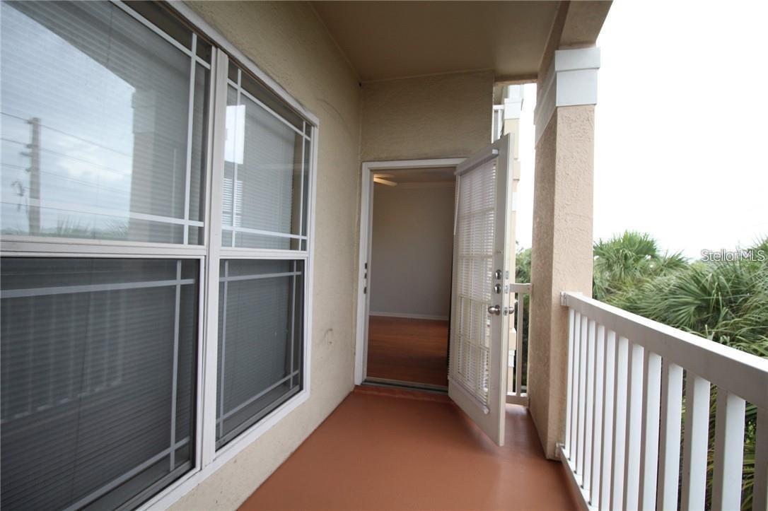 RESIDENCE AT RENAISSANCE - Residential Lease