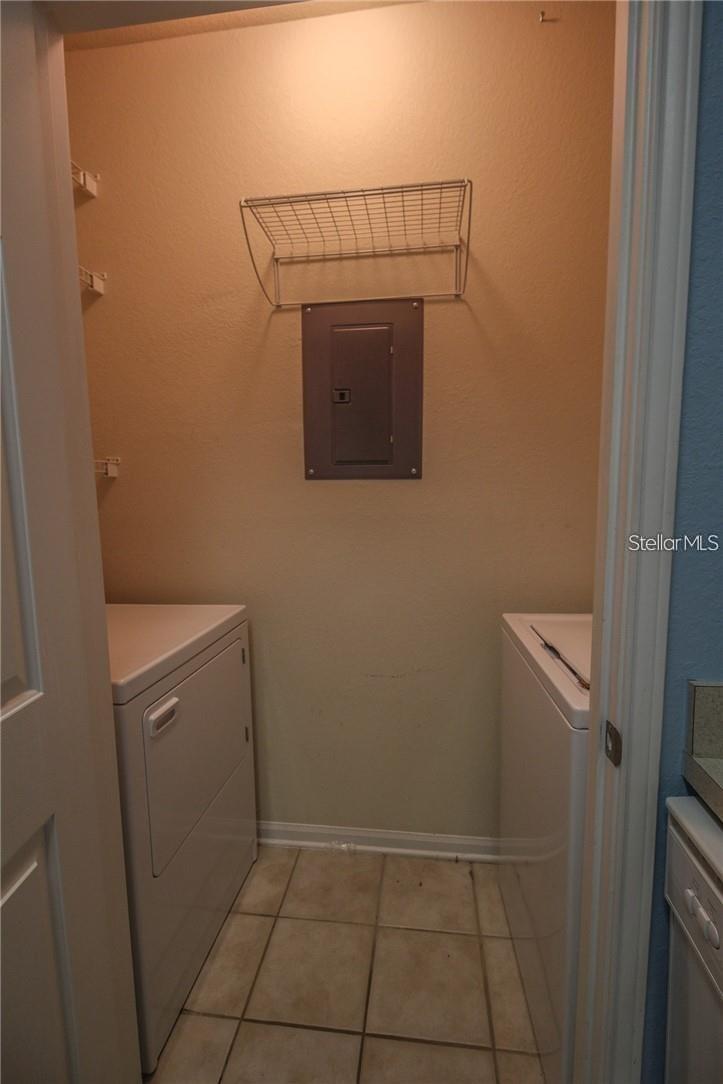 RESIDENCE AT RENAISSANCE - Residential Lease