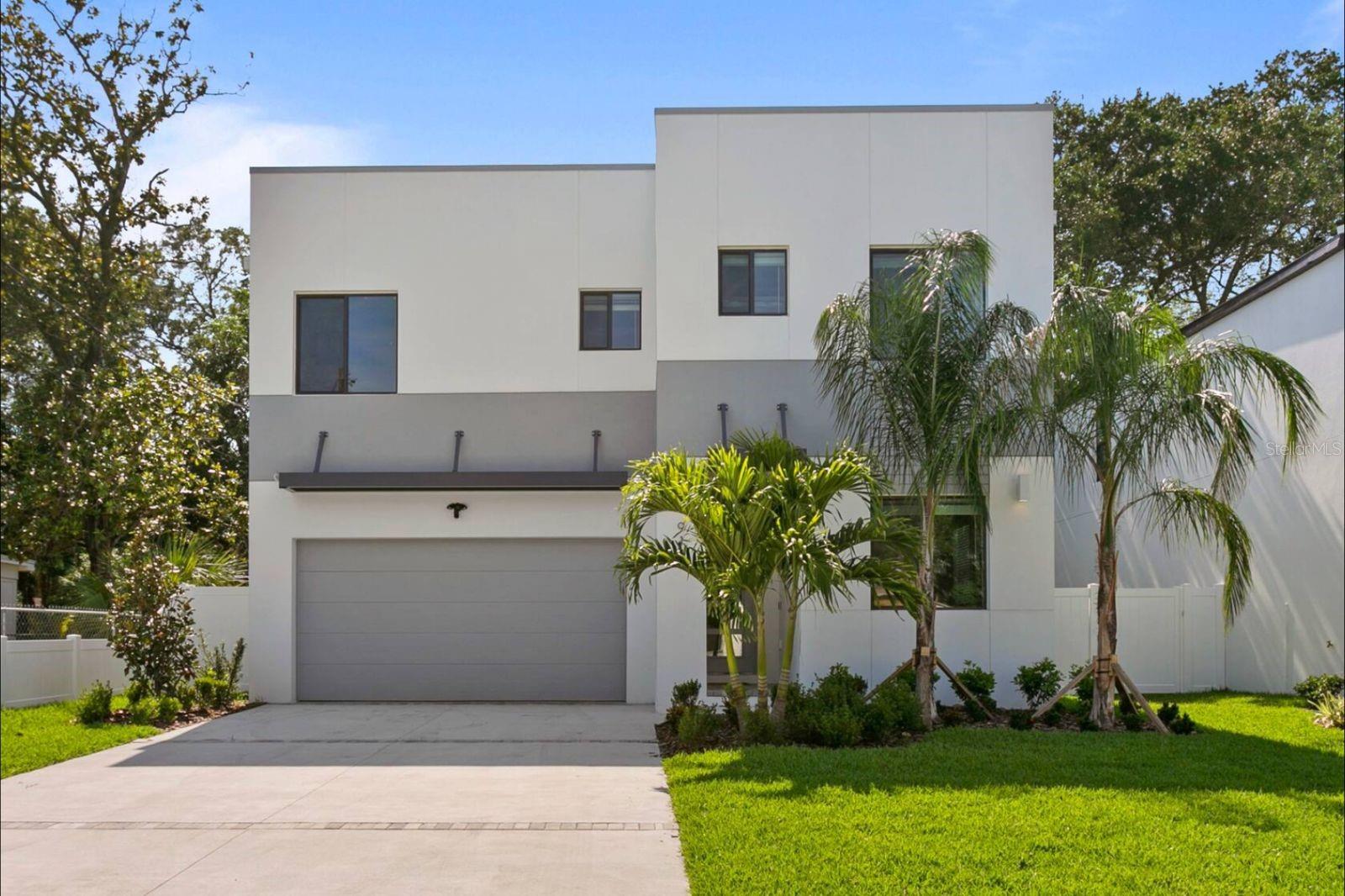 Luxury Rental Living in North Hyde Park!
Experience modern elegance in this stunning 2022-built home offering 5 bedrooms, 4 full bathrooms, and over 3,000 sq. ft. of living space. Perfectly situated in one of Tampa’s most desirable neighborhoods, this home combines comfort, functionality, and upscale design.
Step inside to discover an open-concept floor plan with rich hardwood flooring, soaring ceilings, and abundant natural light. The chef-inspired gourmet kitchen boasts sleek quartz countertops, premium stainless steel appliances, custom cabinetry, and an oversized island ideal for both casual dining and entertaining.
The first floor features a private guest suite with a full bath, while the upstairs offers a spacious owner’s retreat complete with a luxurious spa-style bathroom, walk-in shower, soaking tub, and generous closet space. Additional bedrooms provide flexibility for family, guests, or a home office.
Enjoy seamless indoor-outdoor living with a large private fenced yard, perfect for gatherings, pets, or quiet evenings under the stars. The two-car garage ensures convenience and extra storage.
Located in the heart of North Hyde Park, you’ll be just minutes away from Downtown Tampa, Hyde Park Village, the University of Tampa, Tampa General Hospital, and top-rated schools. Whether you’re seeking a vibrant urban lifestyle or a peaceful retreat, this home delivers it all.
Built in 2022 with modern finishes
5 Bedrooms | 4 Bathrooms | 2-Car Garage
Gourmet kitchen with quartz & stainless steel
Spacious owner’s suite with spa-like bath
Private fenced backyard for relaxation & entertaining
Prime location near top-rated schools & city attractions
This is more than just a home it’s luxury rental living at its finest. Short term, long term and fully furnished. Month to month available