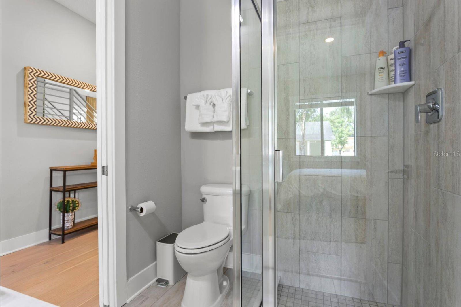 COLLINS ADD EXT BLK - Residential Lease